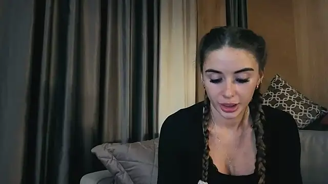 your bunnygirl online show from 11/07/25, 09:08