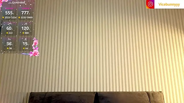 Snapshot of your_bunnygirl chatting on 01/05/26, 05:27 your bunnygirl online show from 01/05/26, 05:27