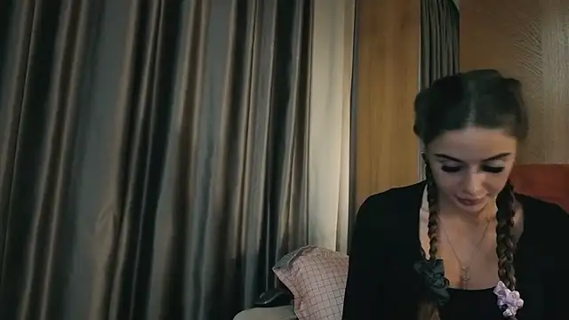 your bunnygirl online show from 10/17/25, 07:15