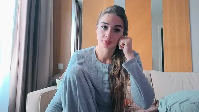 your bunnygirl online show from 10/03/25, 07:43