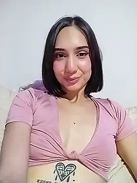 Snapshot of Hanna_Ricci chatting on 05/16/26, 03:38 Hanna Ricci online show from 05/16/26, 03:38
