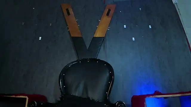 CharlotteScotte online show from 03/18/25, 11:00