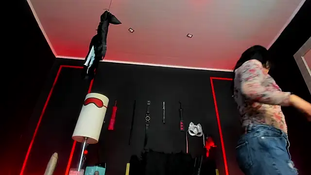 CharlotteScotte online show from 10/24/25, 11:53