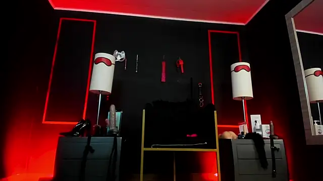 CharlotteScotte online show from 11/26/25, 12:05