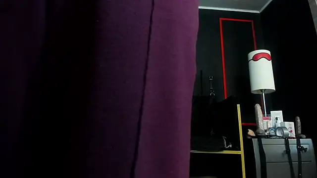 CharlotteScotte online show from 11/24/25, 12:05