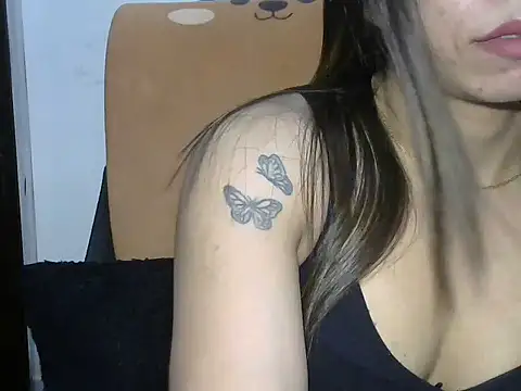 Snapshot of baby_doll2 chatting on 09/10/25, 06:07 baby doll2 online show from 09/10/25, 06:07