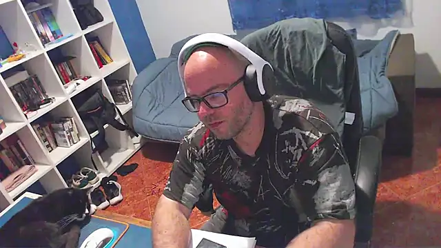 ravingr4d4 online show from 04/28/26, 09:30