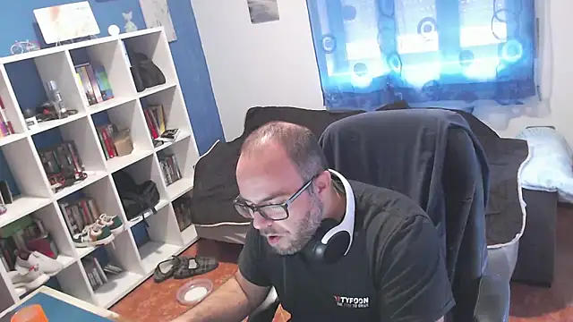 ravingr4d4 online show from 11/13/25, 11:25