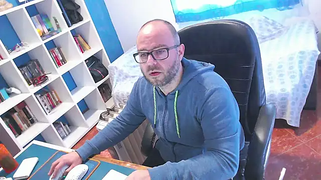 ravingr4d4 online show from 02/08/26, 01:42