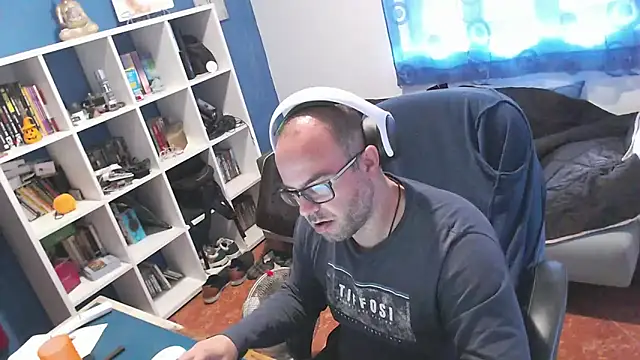 ravingr4d4 online show from 11/07/25, 11:59