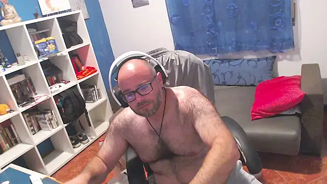 Snapshot of ravingr4d4 chatting on 06/24/26, 11:02 ravingr4d4 online show from 06/24/26, 11:02