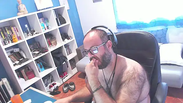 ravingr4d4 online show from 10/07/25, 09:43