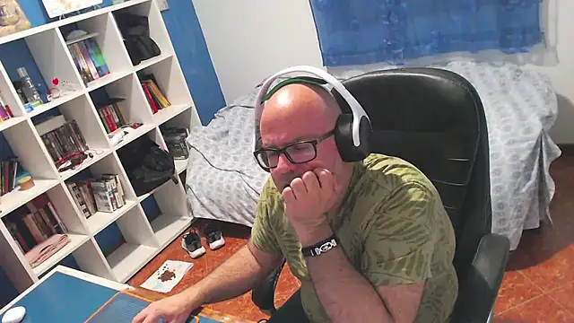 ravingr4d4 online show from 04/24/26, 11:07