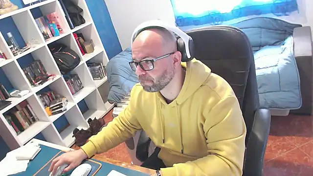 ravingr4d4 online show from 03/04/26, 11:40