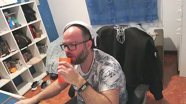 ravingr4d4 online show from 02/21/26, 12:45