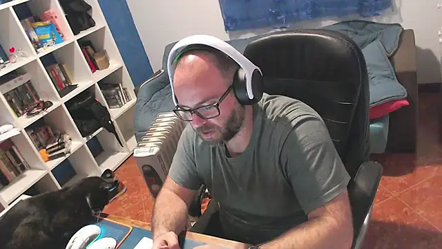 ravingr4d4 online show from 03/25/26, 09:35