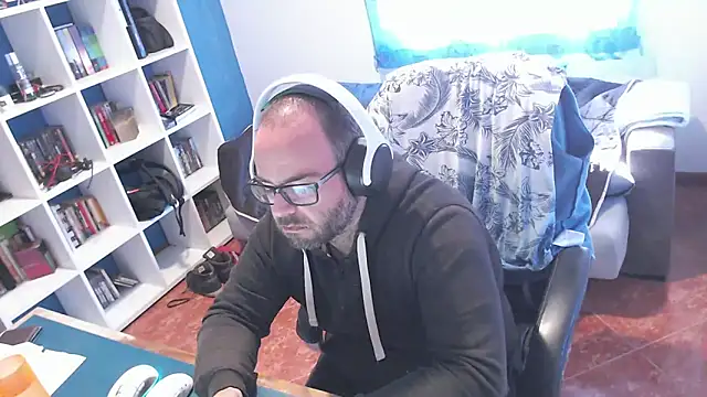 ravingr4d4 online show from 11/20/25, 11:22