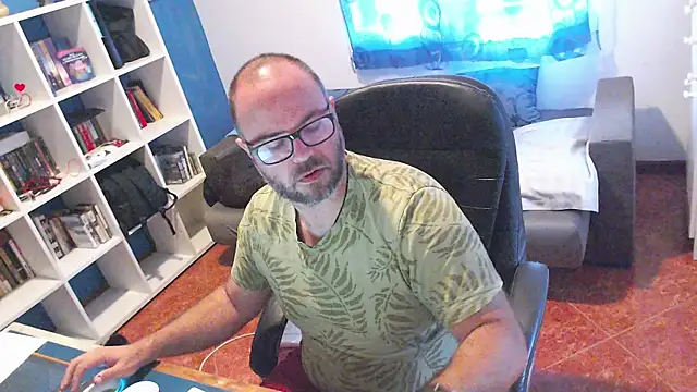 Snapshot of ravingr4d4 chatting on 07/07/26, 08:07 ravingr4d4 online show from 07/07/26, 08:07