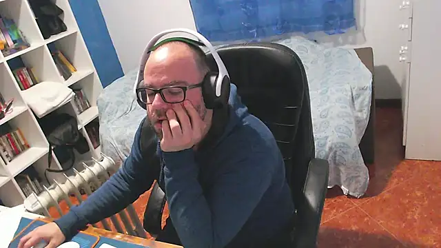 ravingr4d4 online show from 02/10/26, 08:57