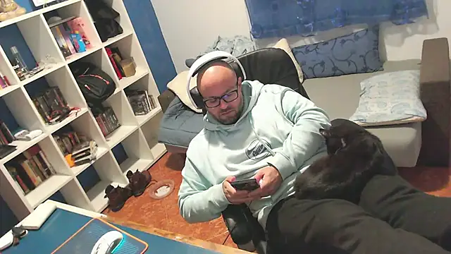 ravingr4d4 online show from 03/03/26, 11:34