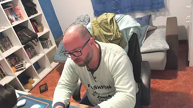 ravingr4d4 online show from 03/12/26, 12:27