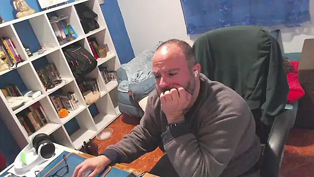 ravingr4d4 online show from 02/18/26, 12:08