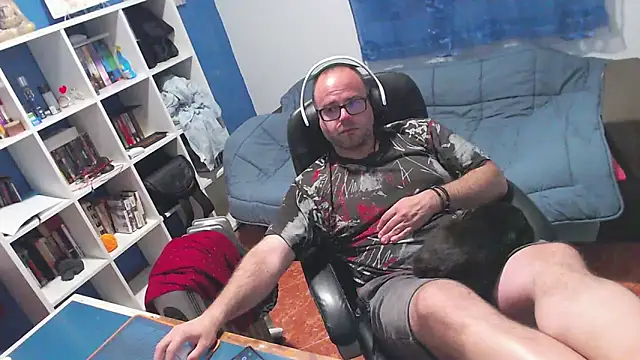 ravingr4d4 online show from 04/02/26, 09:32