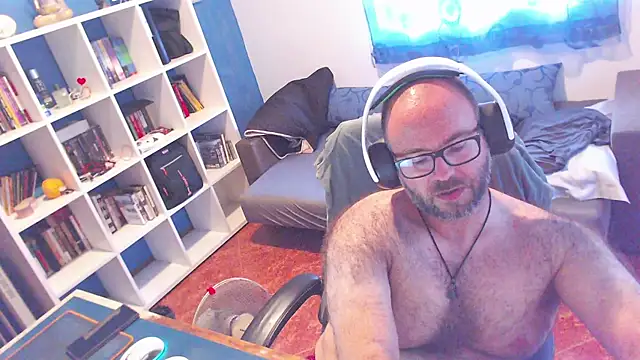 Snapshot of ravingr4d4 chatting on 07/06/26, 01:18 ravingr4d4 online show from 07/06/26, 01:18