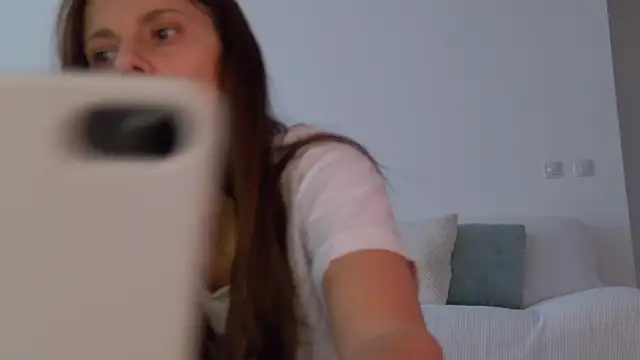 LilyRoselyn online show from 10/20/25, 12:17