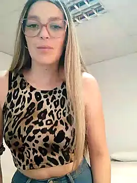 Daniela77771 online show from 12/17/24, 02:44