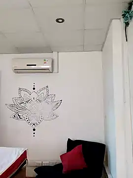 Daniela77771 online show from 12/04/24, 02:42