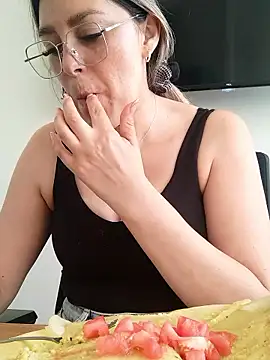 Daniela77771 online show from 01/09/26, 04:36