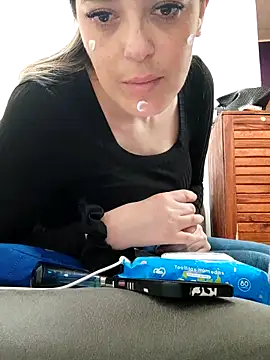 Daniela77771 online show from 09/27/25, 03:07