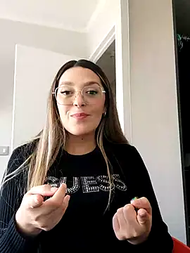 Daniela77771 online show from 04/21/26, 07:20