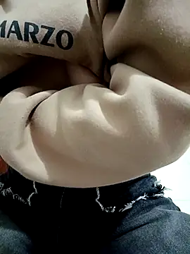 SweetGirl2k2 online show from 03/09/25, 11:35