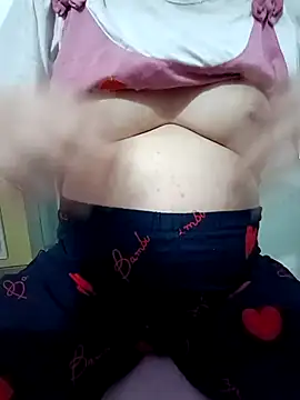 SweetGirl2k2 online show from 04/02/26, 10:16