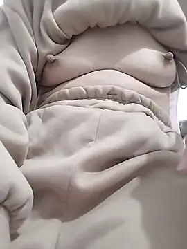 SweetGirl2k2 online show from 03/03/25, 01:34