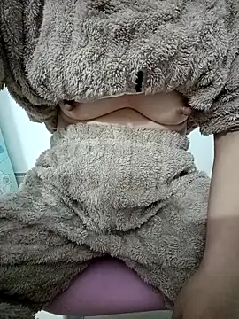 SweetGirl2k2 online show from 11/03/25, 01:55