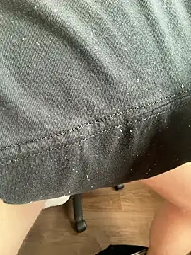 Tylerx9 online show from 04/21/26, 05:19