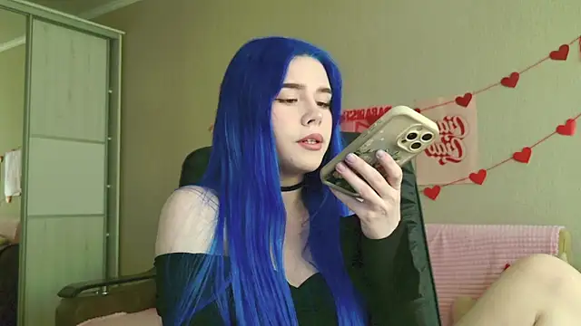Snapshot of Alisa_Black_Star chatting on 06/01/26, 12:05 Alisa Black Star online show from 06/01/26, 12:05