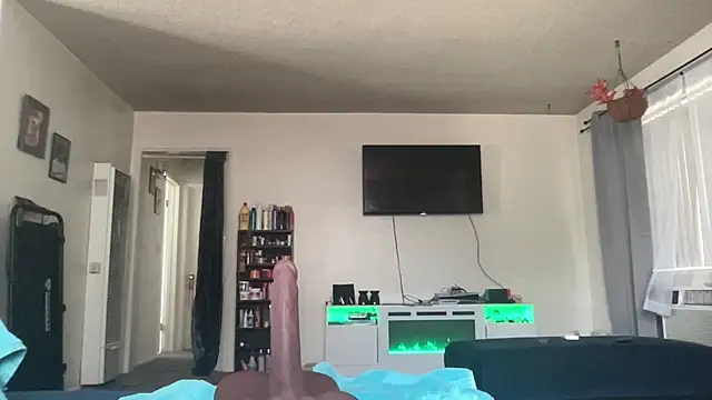 cocaNutt online show from 09/10/25, 05:12