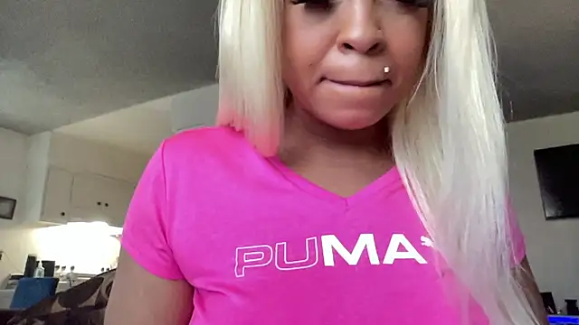 cocaNutt online show from 12/02/25, 06:09