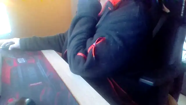 Silvia2277 online show from 12/22/25, 01:44