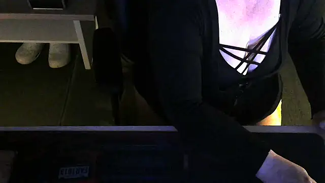 Silvia2277 online show from 03/20/26, 08:10