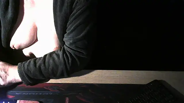 Silvia2277 online show from 12/05/25, 08:06