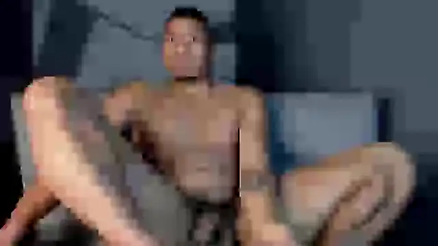 Snapshot of Abra_ham13 chatting on 03/11/25, 10:09 Abra ham13 online show from 03/11/25, 10:09