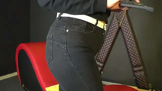 CelineConner online show from 02/09/26, 05:05