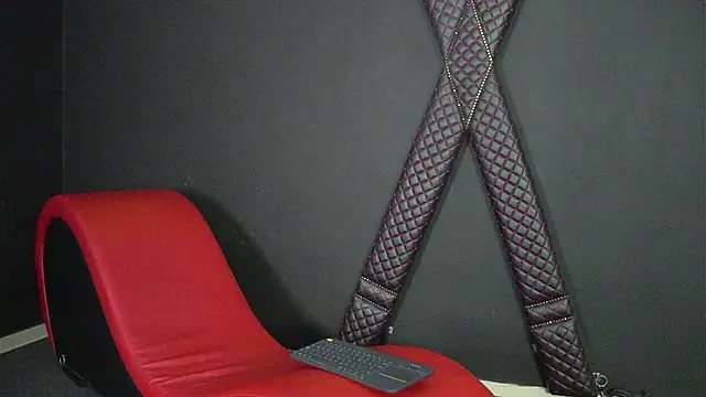 CelineConner online show from 01/12/26, 05:14