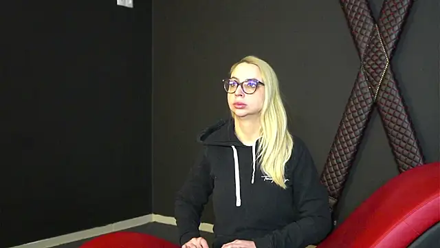 CelineConner online show from 02/20/25, 05:12