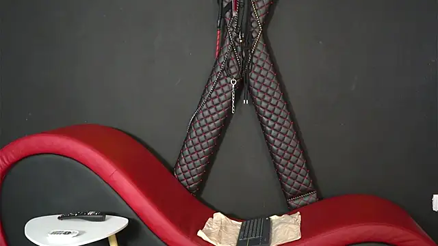 CelineConner online show from 04/07/26, 04:36